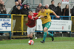 Held back, originaly uploaded to Flickr by Matthew Wilkinson. Held back, originaly uploaded to Flickr by Matthew Wilkinson.
