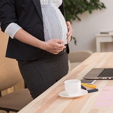 What to Wear to Work While Pregnant