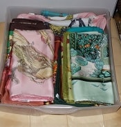 how to store scarves