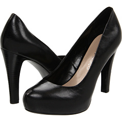 basic black pumps