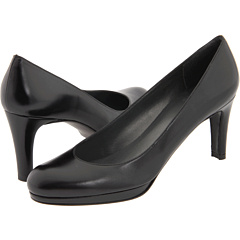 The Hunt: Basic Black Pumps Under $250 - Corporette.com