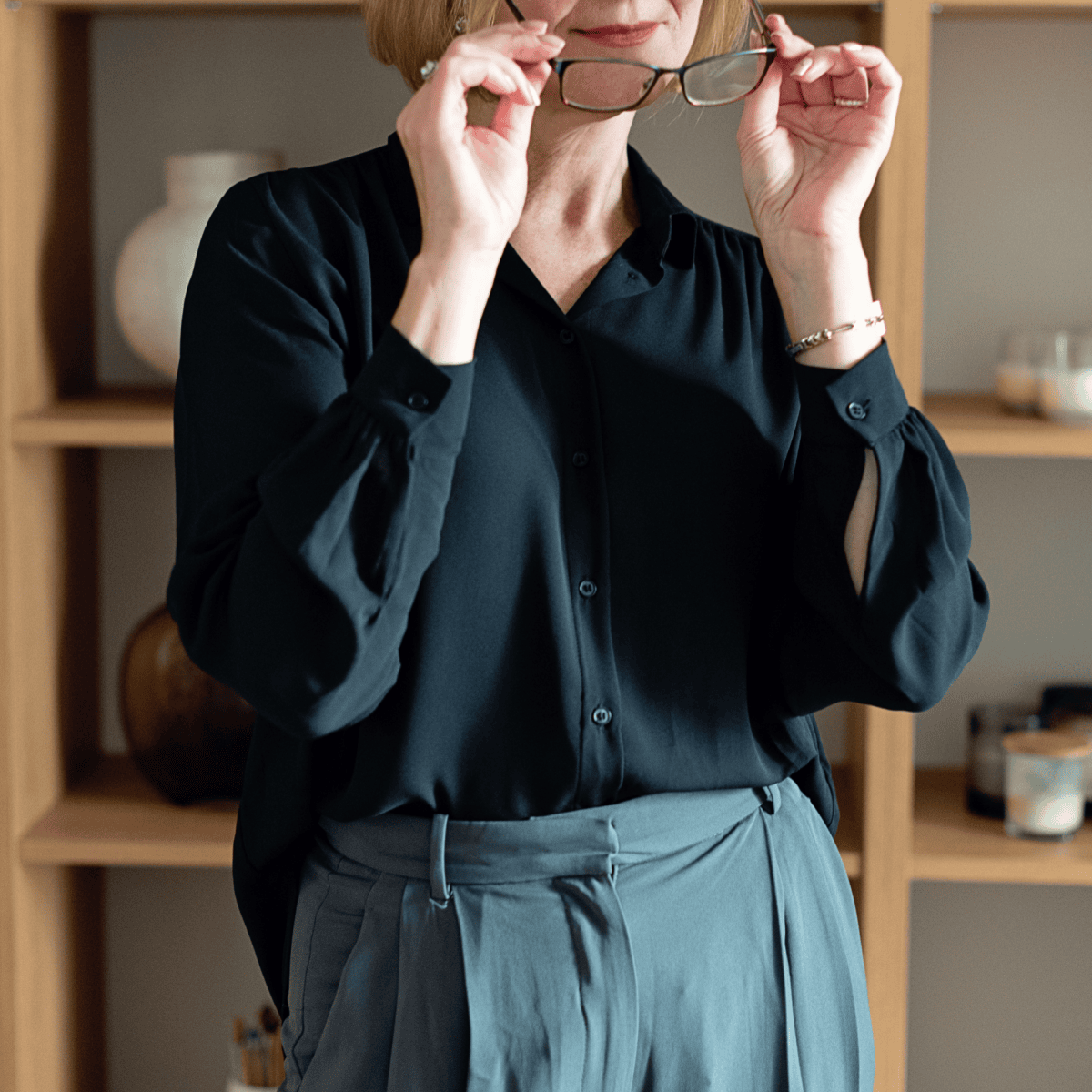The Best Women’s Dress Shirts for Interviews and Work
