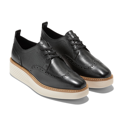 some of the best comfortable flats if you hate ballet flats - wingtip platform oxfords