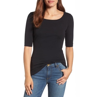 scoopnecked t-shirt with elbow sleeves