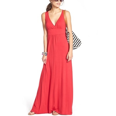 This image has an empty alt attribute; its file name is loveappella-maxi-dress-review.jpg