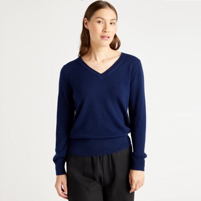 navy blue V-neck cashmere sweater