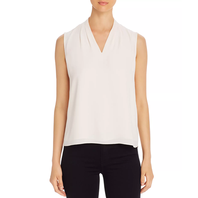 sleeveless top