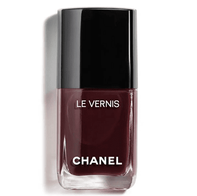 dark red shimmer nail polish from Chanel, #18 rouge noir