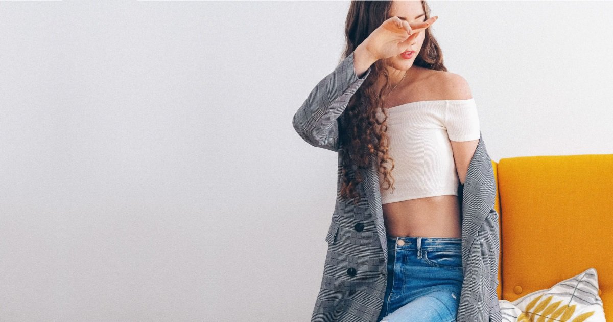 How To Wear A Crop Top To Work-SELF