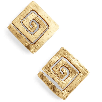 square stud earrings with a labyrinthine/maze pattern