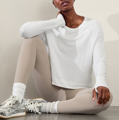 cropped sweatshirt with thumbholes