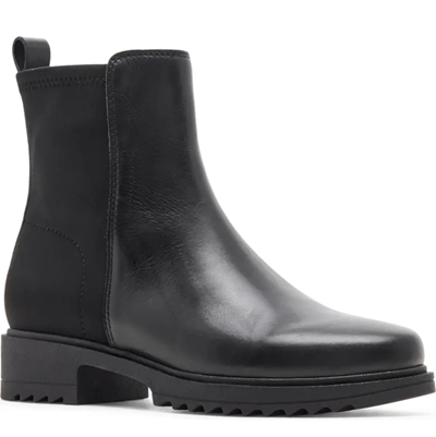 black waterproof bootie with nice tread