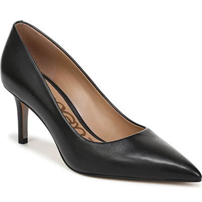 black pointy-toed heel