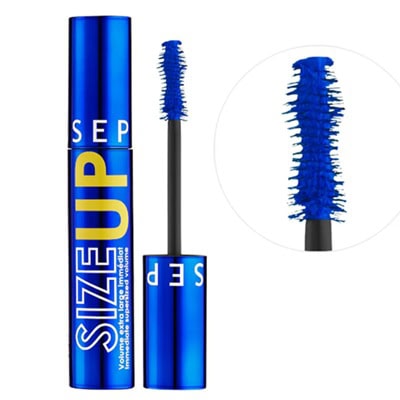 An open blue tube of Sephora's Size Up mascara, next to a closeup of the spoolie brush end